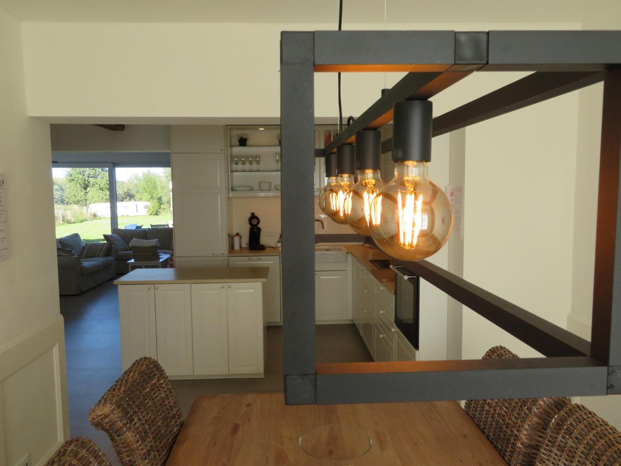 Maison Mathieu - landelijk gelegen vakantiewoning met alle comfort, airco, parking en speelgazon Bilzen Buitenkant foto