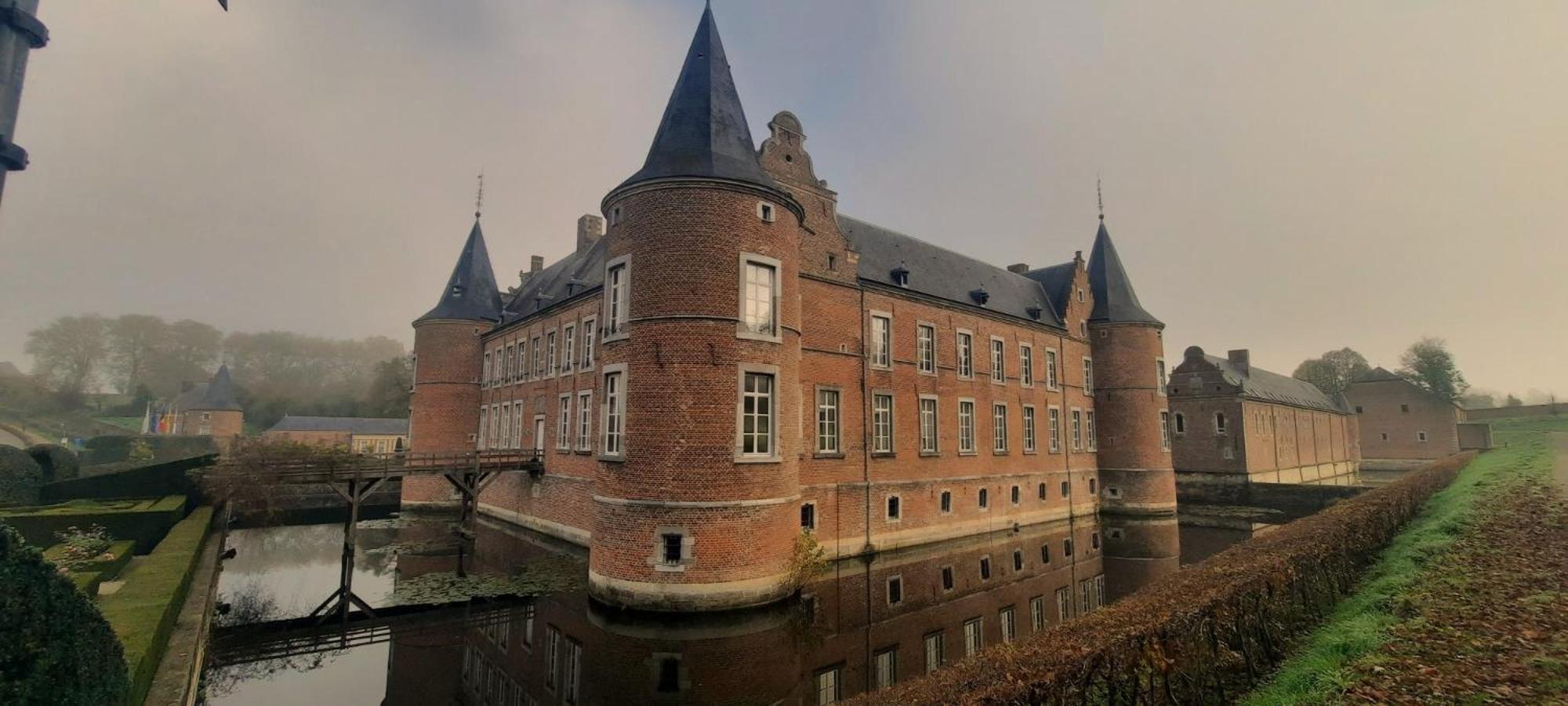 Maison Mathieu - landelijk gelegen vakantiewoning met alle comfort, airco, parking en speelgazon Bilzen Buitenkant foto