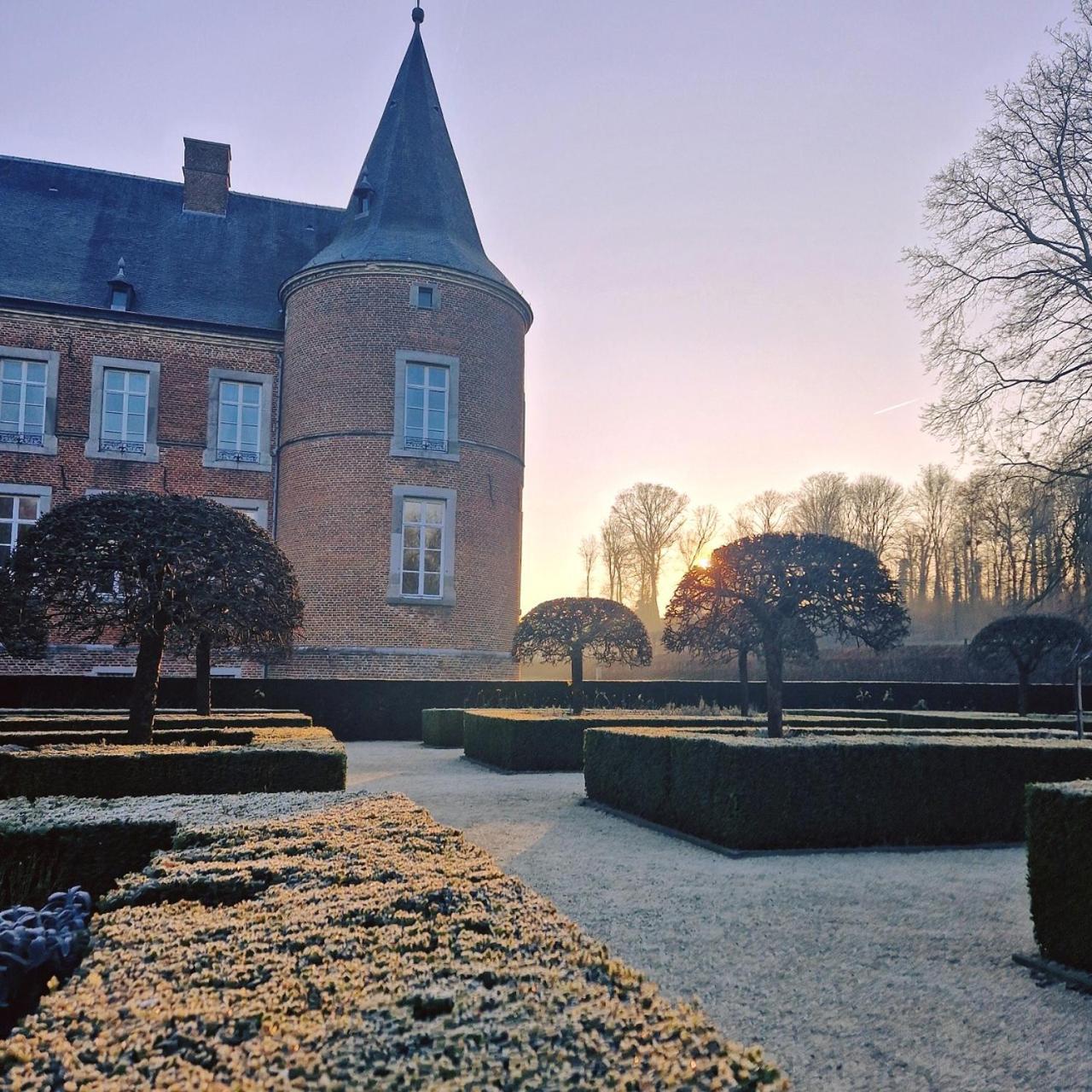 Maison Mathieu - landelijk gelegen vakantiewoning met alle comfort, airco, parking en speelgazon Bilzen Buitenkant foto