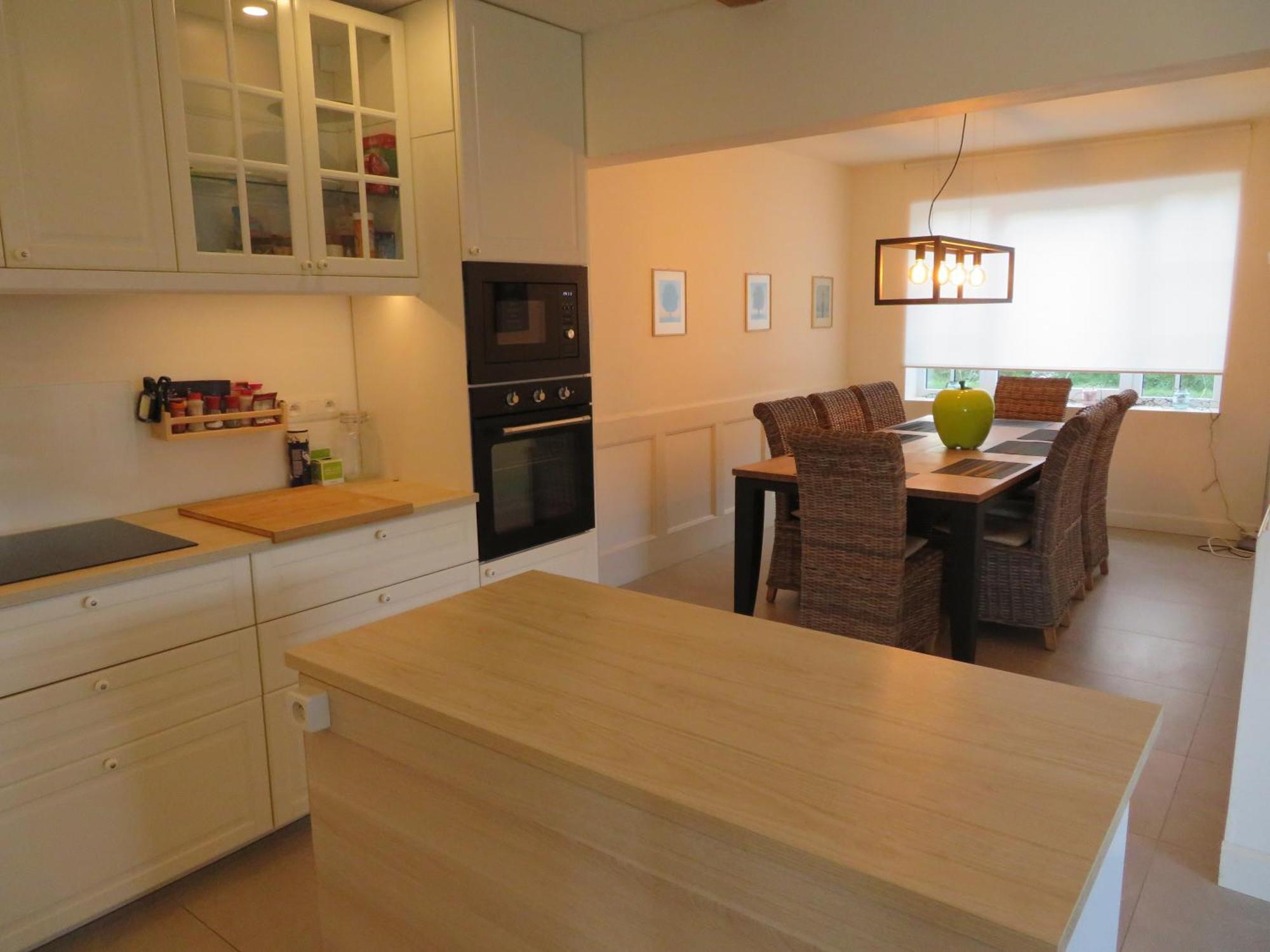 Maison Mathieu - landelijk gelegen vakantiewoning met alle comfort, airco, parking en speelgazon Bilzen Buitenkant foto