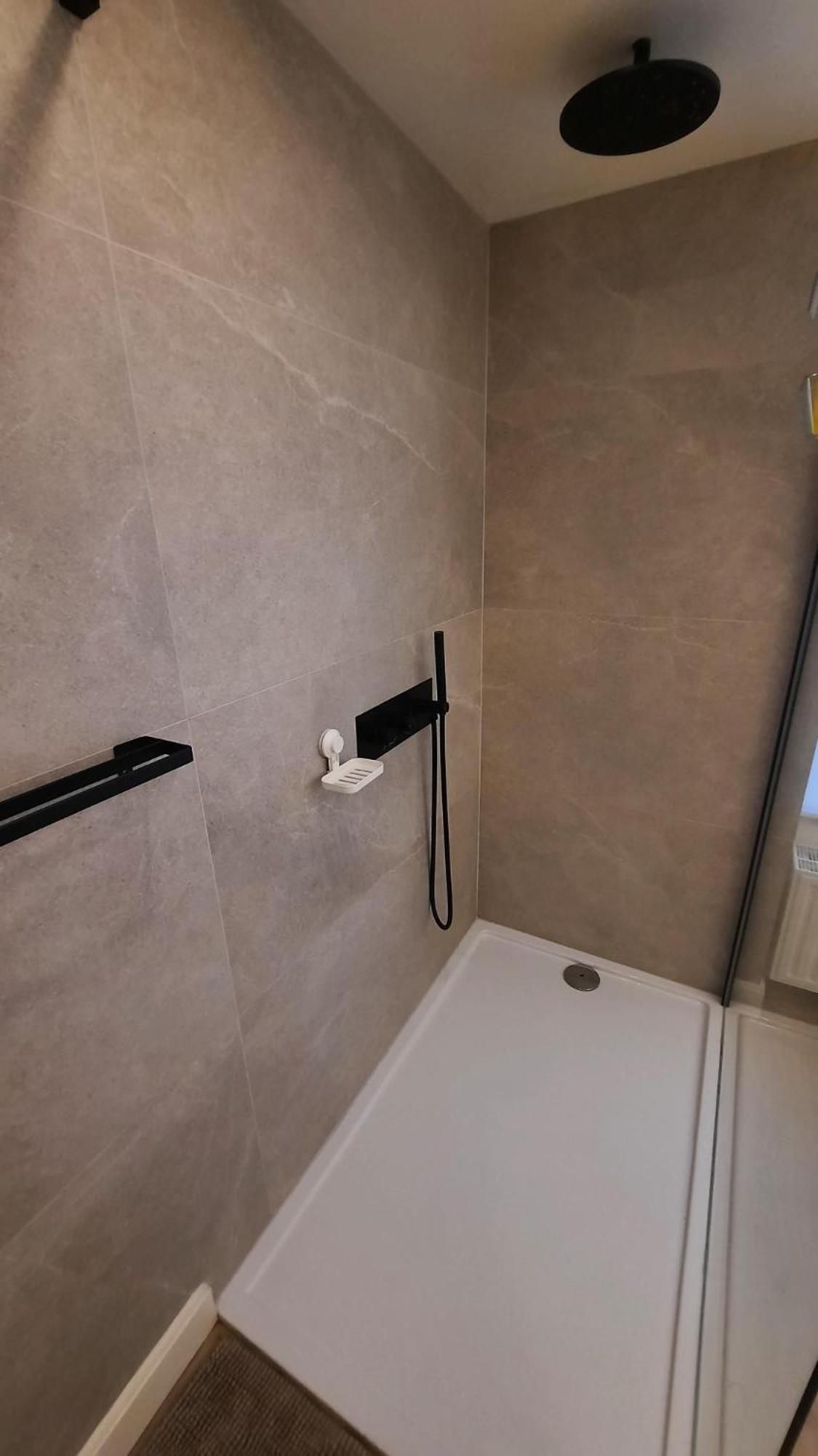 Maison Mathieu - landelijk gelegen vakantiewoning met alle comfort, airco, parking en speelgazon Bilzen Buitenkant foto