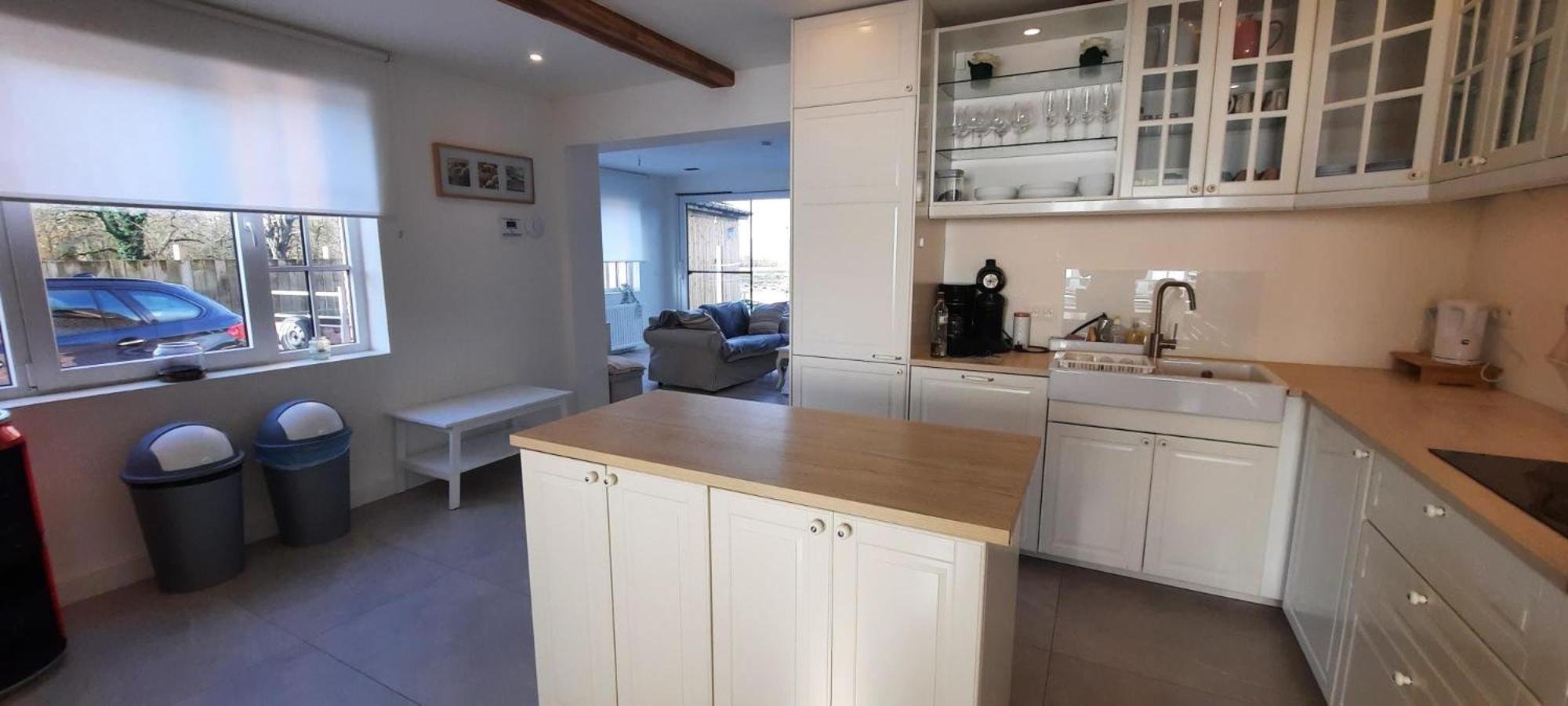 Maison Mathieu - landelijk gelegen vakantiewoning met alle comfort, airco, parking en speelgazon Bilzen Buitenkant foto